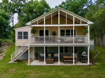 82 Cottage St, Natick, Massachusetts, 3 Bedrooms Bedrooms, 7 Rooms Rooms,1.5 BathroomsBathrooms,Residential,For Sale,Cottage St,73529467