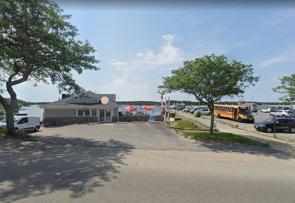 182 Onset Ave, Wareham, Massachusetts, ,Commercial Sale,For Sale,Onset Ave,73529472