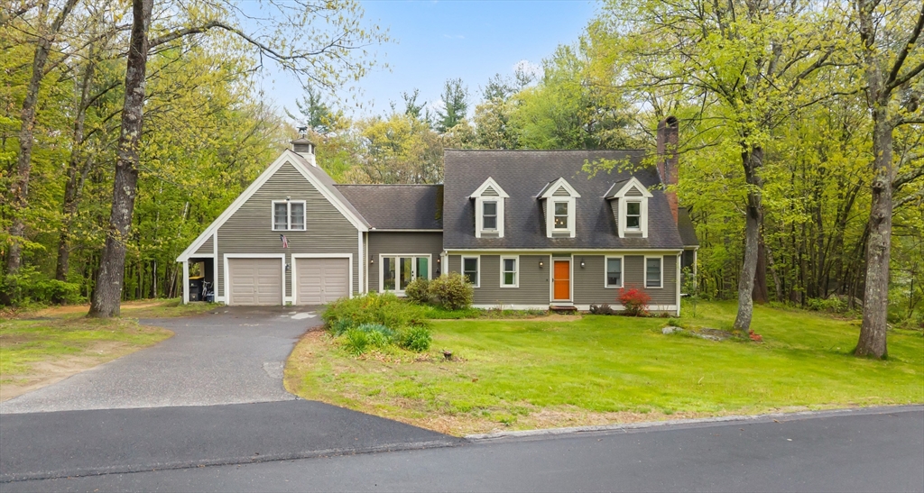 16 Elliott Road, Sterling, Massachusetts, 3 Bedrooms Bedrooms, 10 Rooms Rooms,2.5 BathroomsBathrooms,Residential,For Sale,Elliott Road,73529725