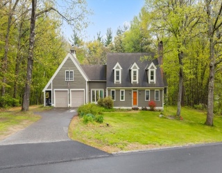 16 Elliott Road, Sterling, Massachusetts, 3 Bedrooms Bedrooms, 10 Rooms Rooms,2.5 BathroomsBathrooms,Residential,For Sale,Elliott Road,73529725