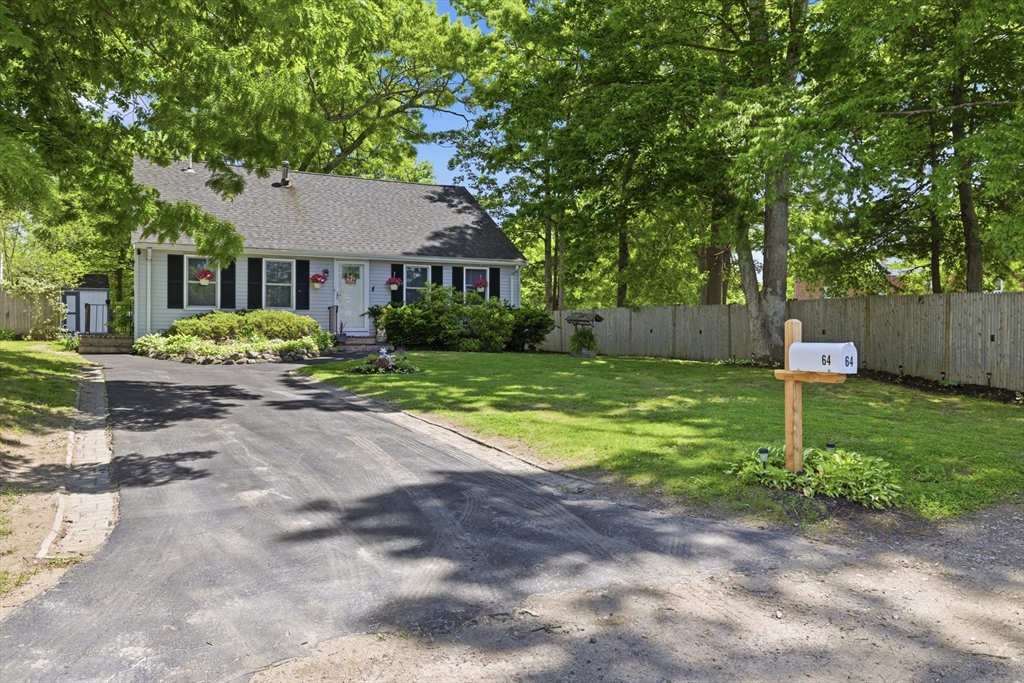 64 Dunbar St, Brockton, Massachusetts, 4 Bedrooms Bedrooms, 5 Rooms Rooms,2 BathroomsBathrooms,Residential,For Sale,Dunbar St,73529500