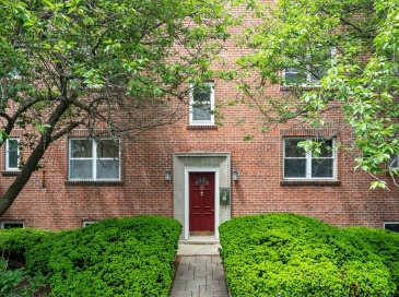 19 Alton Court, Brookline, Massachusetts, 1 Bedroom Bedrooms, 3 Rooms Rooms,1 BathroomBathrooms,Residential,For Sale,Alton Court,73529762