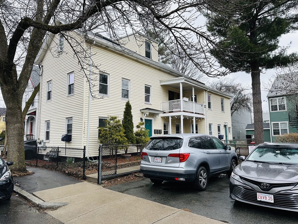 43 Lincoln Street, Cambridge, Massachusetts, 5 Bedrooms Bedrooms, 12 Rooms Rooms,3 BathroomsBathrooms,Residential Income,For Sale,Lincoln Street,73529563