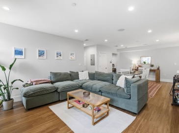 45 L Street, Boston, Massachusetts, 2 Bedrooms Bedrooms, 10 Rooms Rooms,2 BathroomsBathrooms,Residential Lease,For Rent,L Street,73520186