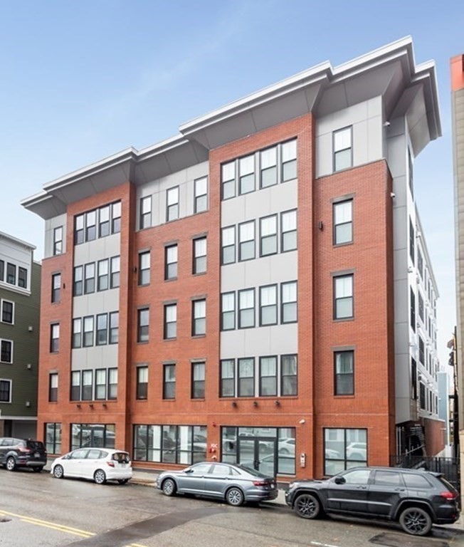 45 L Street, Boston, Massachusetts, 3 Bedrooms Bedrooms, 10 Rooms Rooms,2 BathroomsBathrooms,Residential Lease,For Rent,L Street,73501260