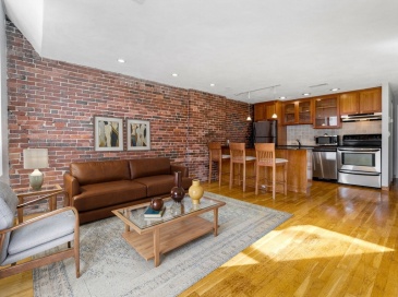 386 Commercial Street, Boston, Massachusetts, 1 Bedroom Bedrooms, 3 Rooms Rooms,1 BathroomBathrooms,Residential Lease,For Rent,Commercial Street,73515346 386 Commercial Street, Boston, Massachusetts, 1 Bedroom Bedrooms, 3 Rooms Rooms,1 BathroomBathrooms,Residential Lease,For Rent,Commercial Street,73515346