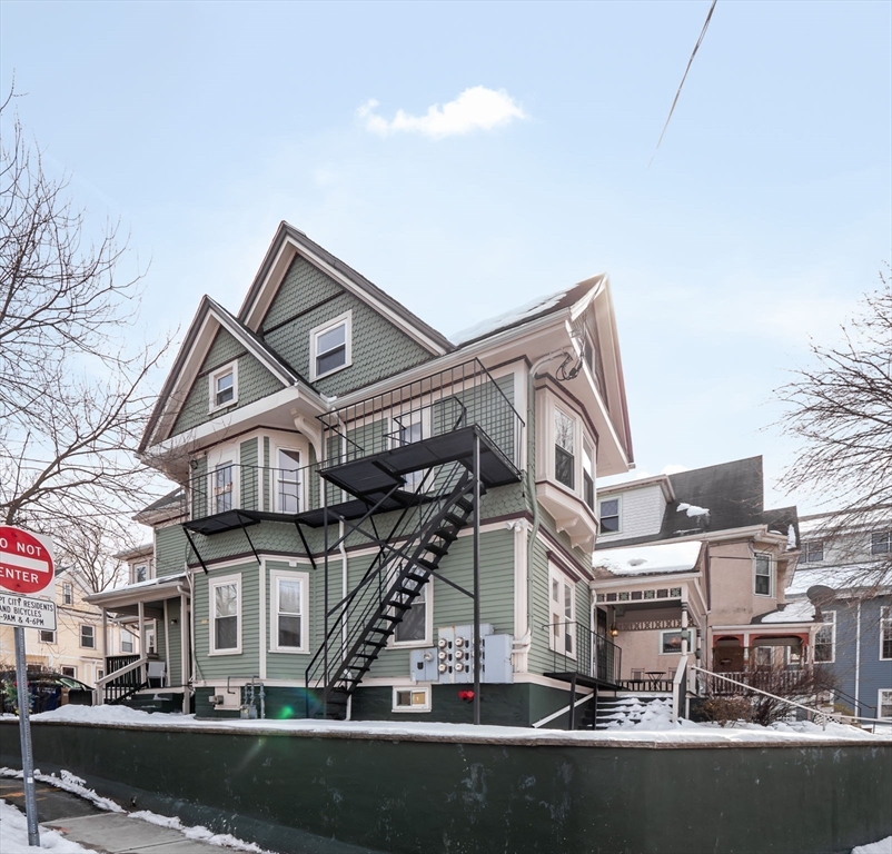 97 College Ave, Somerville, Massachusetts, 1 Room Rooms,1 BathroomBathrooms,Residential Lease,For Rent,College Ave,73513277