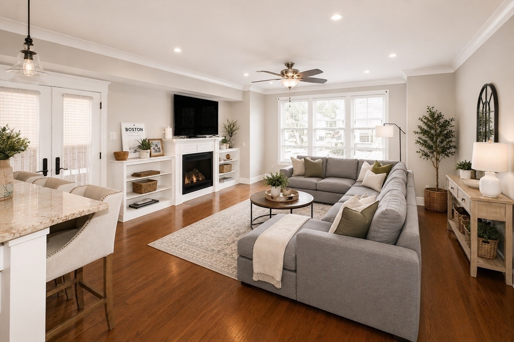 41 Coffey St, Boston, Massachusetts, 2 Bedrooms Bedrooms, 4 Rooms Rooms,2 BathroomsBathrooms,Residential,For Sale,Coffey St,73529635
