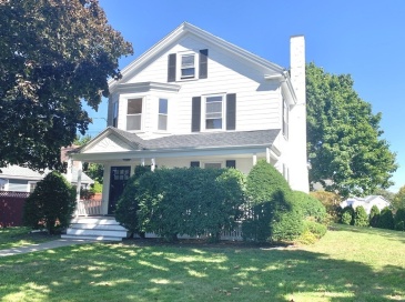 120 Farwell, Newton, Massachusetts, 3 Bedrooms Bedrooms, 6 Rooms Rooms,1 BathroomBathrooms,Residential Lease,For Rent,Farwell,73529677