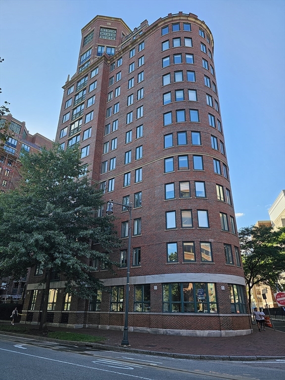 10 Rogers St, Cambridge, Massachusetts, ,Commercial Sale,For Sale,Rogers St,73529440