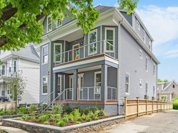 12 Foskett St, Somerville, Massachusetts, 2 Bedrooms Bedrooms, 5 Rooms Rooms,3 BathroomsBathrooms,Residential,For Sale,Foskett St,73529814