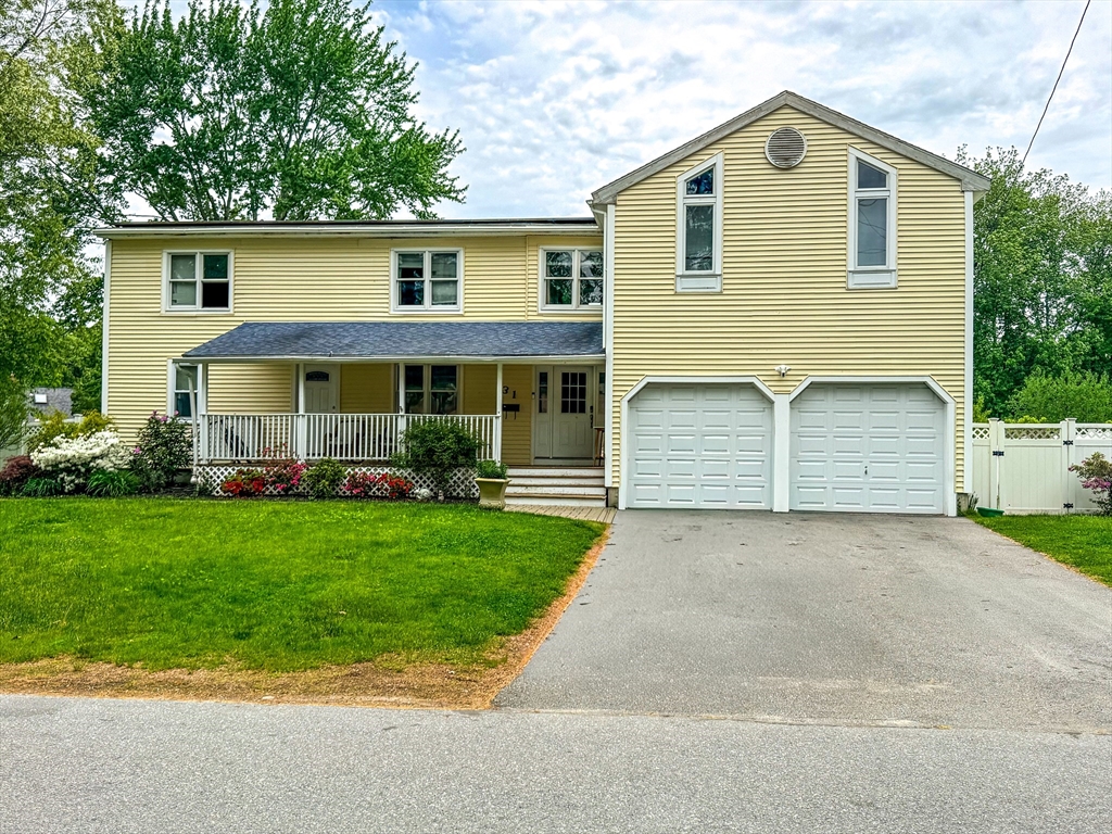 31 Jefferson Rd, Northborough, Massachusetts, 5 Bedrooms Bedrooms, 6 Rooms Rooms,4 BathroomsBathrooms,Residential,For Sale,Jefferson Rd,73529841