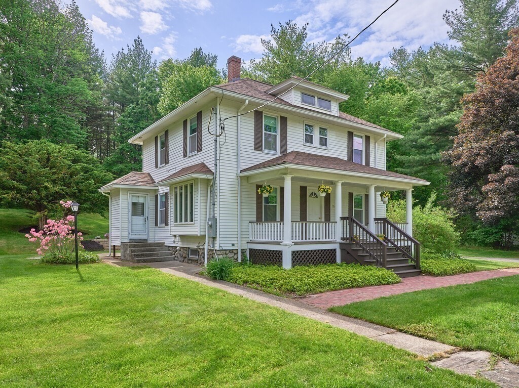 304 South Street, Auburn, Massachusetts, 4 Bedrooms Bedrooms, 7 Rooms Rooms,2 BathroomsBathrooms,Residential,For Sale,South Street,73530092
