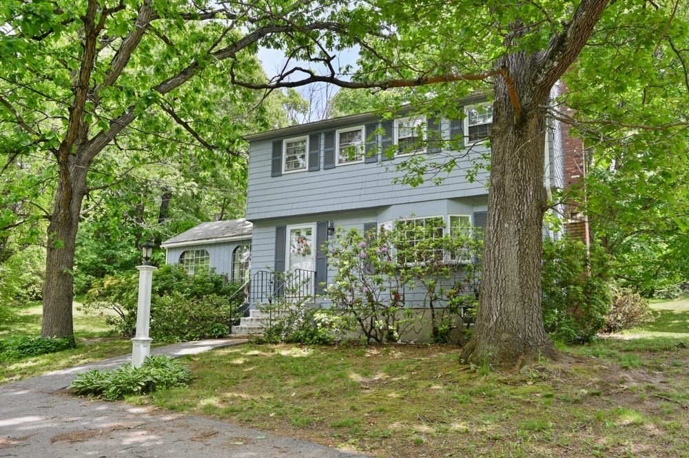 73 Hood Road, Tewksbury, Massachusetts, 3 Bedrooms Bedrooms, 6 Rooms Rooms,1.5 BathroomsBathrooms,Residential,For Sale,Hood Road,73529354