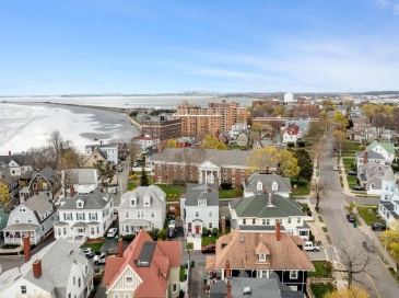 3 Grosvenor Park, Lynn, Massachusetts, 2 Bedrooms Bedrooms, 5 Rooms Rooms,1 BathroomBathrooms,Residential Lease,For Rent,Grosvenor Park,73529890