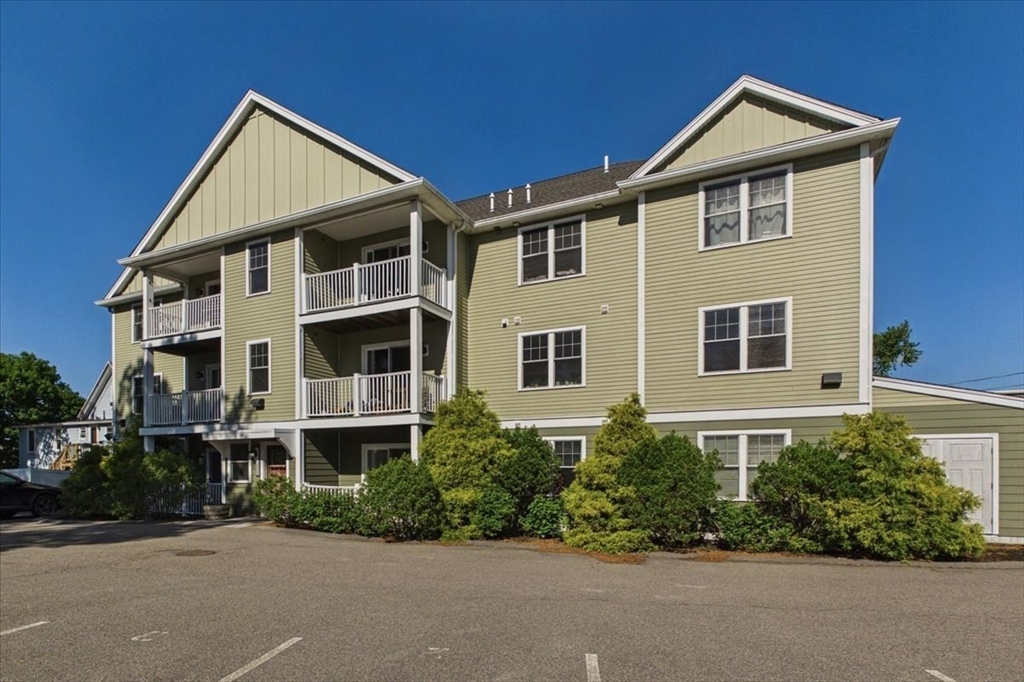153 Sumner St, Quincy, Massachusetts, 3 Bedrooms Bedrooms, 5 Rooms Rooms,2 BathroomsBathrooms,Residential,For Sale,Sumner St,73529899