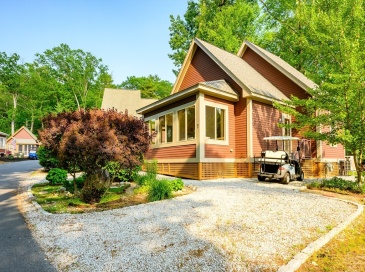 7 White Pine Knoll, Westford, Massachusetts, 2 Bedrooms Bedrooms, 3 Rooms Rooms,1 BathroomBathrooms,Residential Lease,For Rent,White Pine Knoll,73529912