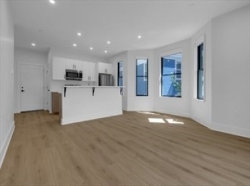69 Bailey, Boston, Massachusetts, 1 Bedroom Bedrooms, 3 Rooms Rooms,1 BathroomBathrooms,Residential Lease,For Rent,Bailey,73529922
