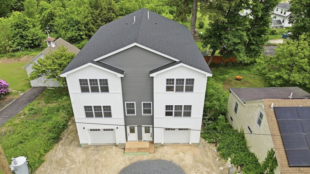 17 Crosby St, Webster, Massachusetts, 3 Bedrooms Bedrooms, 7 Rooms Rooms,2.5 BathroomsBathrooms,Residential,For Sale,Crosby St,73529585