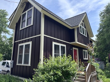 48 Laurel Park, Northampton, Massachusetts, 2 Bedrooms Bedrooms, 4 Rooms Rooms,1.5 BathroomsBathrooms,Residential,For Sale,Laurel Park,73529792