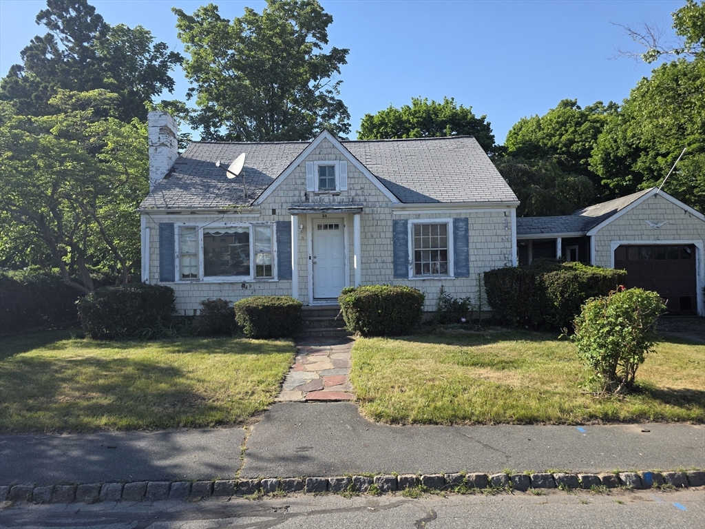 54 Oxford St, Fairhaven, Massachusetts, 2 Bedrooms Bedrooms, 5 Rooms Rooms,2 BathroomsBathrooms,Residential,For Sale,Oxford St,73529815