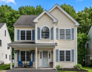 101 Orchard St, Tewksbury, Massachusetts, 3 Bedrooms Bedrooms, 9 Rooms Rooms,2.5 BathroomsBathrooms,Residential,For Sale,Orchard St,73529486