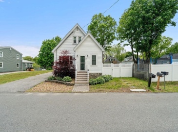 17 Juliette St, Andover, Massachusetts, 2 Bedrooms Bedrooms, 5 Rooms Rooms,1 BathroomBathrooms,Residential,For Sale,Juliette St,73529969