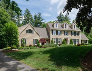 3 Aberdeen St, Windham, New Hampshire, 4 Bedrooms Bedrooms, 10 Rooms Rooms,2.5 BathroomsBathrooms,Residential,For Sale,Aberdeen St,73529980