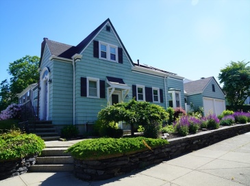 485 Rock Street, Fall River, Massachusetts, 3 Bedrooms Bedrooms, 6 Rooms Rooms,2.5 BathroomsBathrooms,Residential,For Sale,Rock Street,73529981