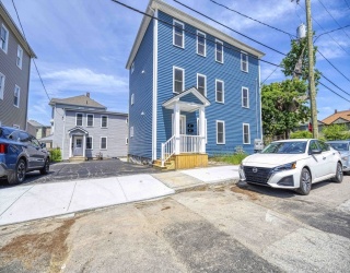 149 Mason St, Fall River, Massachusetts, 6 Bedrooms Bedrooms, 15 Rooms Rooms,3 BathroomsBathrooms,Residential Income,For Sale,Mason St,73529627