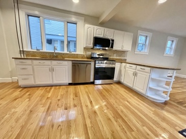 125 Wilmington Ave, Boston, Massachusetts, 3 Bedrooms Bedrooms, 7 Rooms Rooms,2 BathroomsBathrooms,Residential Lease,For Rent,Wilmington Ave,73530017
