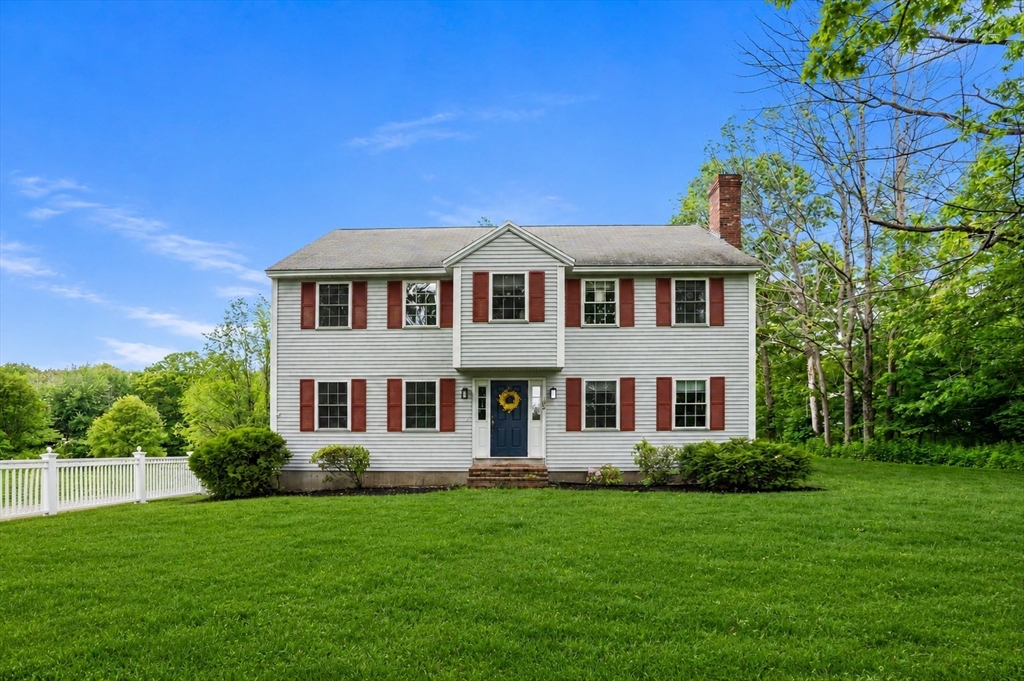108 Town Farm Rd, Westminster, Massachusetts, 3 Bedrooms Bedrooms, 8 Rooms Rooms,2 BathroomsBathrooms,Residential,For Sale,Town Farm Rd,73530001