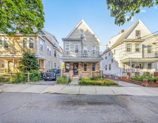 39 Derby St, Somerville, Massachusetts, 6 Bedrooms Bedrooms, 16 Rooms Rooms,3 BathroomsBathrooms,Residential Income,For Sale,Derby St,73529871