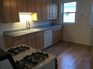 31 Billings Avenue, Medford, Massachusetts, 2 Bedrooms Bedrooms, 6 Rooms Rooms,1 BathroomBathrooms,Residential Lease,For Rent,Billings Avenue,73530026