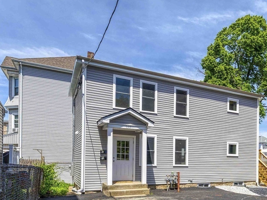 155 Mason St, Fall River, Massachusetts, 4 Bedrooms Bedrooms, 8 Rooms Rooms,2 BathroomsBathrooms,Residential Income,For Sale,Mason St,73529645