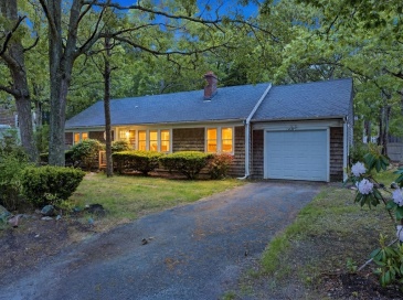 762 W Yarmouth, Yarmouth, Massachusetts, 3 Bedrooms Bedrooms, 6 Rooms Rooms,1.5 BathroomsBathrooms,Residential,For Sale,W Yarmouth,73529698
