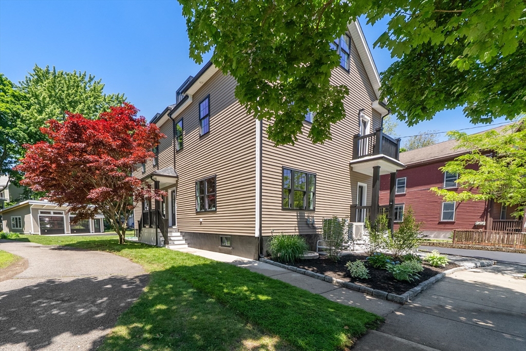 50 Lewis Ave, Arlington, Massachusetts, 3 Bedrooms Bedrooms, 5 Rooms Rooms,2.5 BathroomsBathrooms,Residential,For Sale,Lewis Ave,73530088