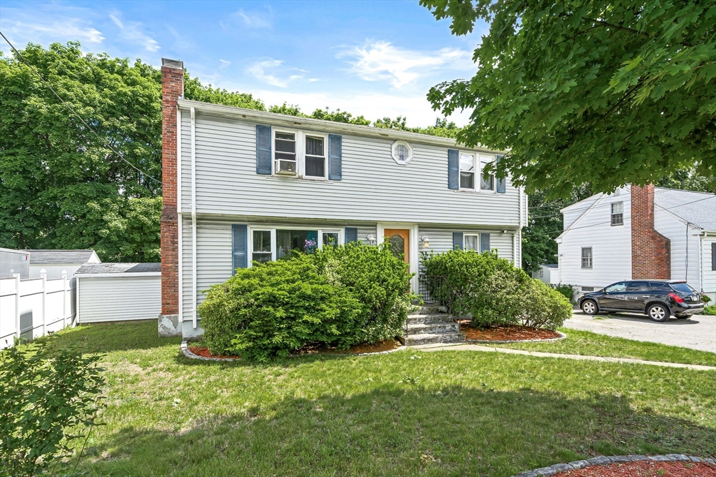291 Main St, Saugus, Massachusetts, 4 Bedrooms Bedrooms, 8 Rooms Rooms,3 BathroomsBathrooms,Residential,For Sale,Main St,73529985