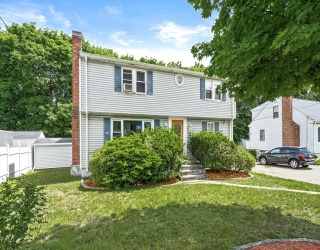 291 Main St, Saugus, Massachusetts, 4 Bedrooms Bedrooms, 8 Rooms Rooms,3 BathroomsBathrooms,Residential,For Sale,Main St,73529985