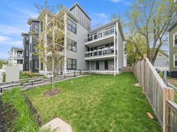 43 Withington St, Boston, Massachusetts, 2 Bedrooms Bedrooms, 5 Rooms Rooms,2 BathroomsBathrooms,Residential,For Sale,Withington St,73530156