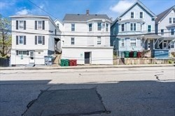 716 Lawrence St., Lowell, Massachusetts, 7 Bedrooms Bedrooms, 11 Rooms Rooms,2 BathroomsBathrooms,Residential Income,For Sale,Lawrence St.,73530166