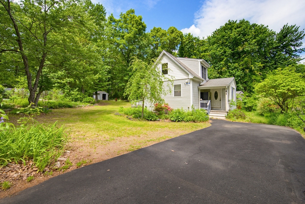 41 Jordan Road, Franklin, Massachusetts, 3 Bedrooms Bedrooms, 5 Rooms Rooms,1 BathroomBathrooms,Residential,For Sale,Jordan Road,73530175
