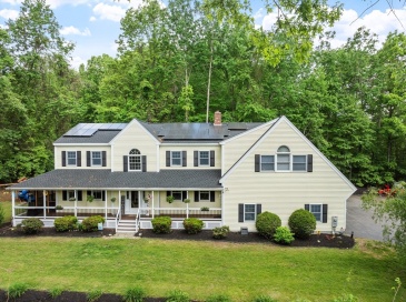 116 Island Rd, Lunenburg, Massachusetts, 4 Bedrooms Bedrooms, 9 Rooms Rooms,3.5 BathroomsBathrooms,Residential,For Sale,Island Rd,73529533