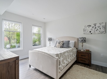 317 Belgrade Ave, Boston, Massachusetts, 2 Bedrooms Bedrooms, 4 Rooms Rooms,2 BathroomsBathrooms,Residential Lease,For Rent,Belgrade Ave,73529641