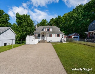 12 Gerrish Ave, Dracut, Massachusetts, 4 Bedrooms Bedrooms, 8 Rooms Rooms,1 BathroomBathrooms,Residential,For Sale,Gerrish Ave,73530240