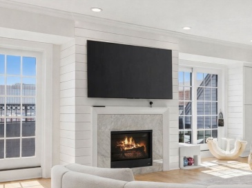 380 Bunker Hill St, Boston, Massachusetts, 3 Bedrooms Bedrooms, 5 Rooms Rooms,3 BathroomsBathrooms,Residential,For Sale,Bunker Hill St,73493436