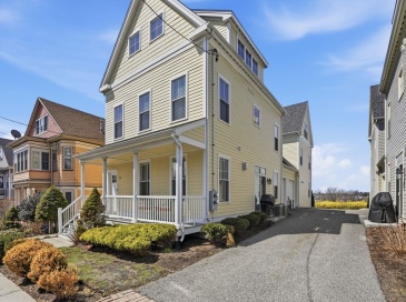 22 Grampian Way, Boston, Massachusetts, 4 Bedrooms Bedrooms, 8 Rooms Rooms,2.5 BathroomsBathrooms,Residential,For Sale,Grampian Way,73498624