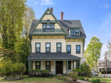 49 Grove St, Newton, Massachusetts, 1 Bedroom Bedrooms, 3 Rooms Rooms,1 BathroomBathrooms,Residential,For Sale,Grove St,73510970