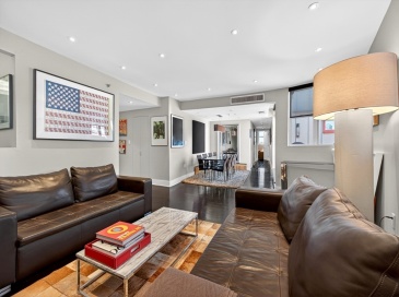 567 Tremont, Boston, Massachusetts, 2 Bedrooms Bedrooms, 4 Rooms Rooms,2.5 BathroomsBathrooms,Residential,For Sale,Tremont,73530260