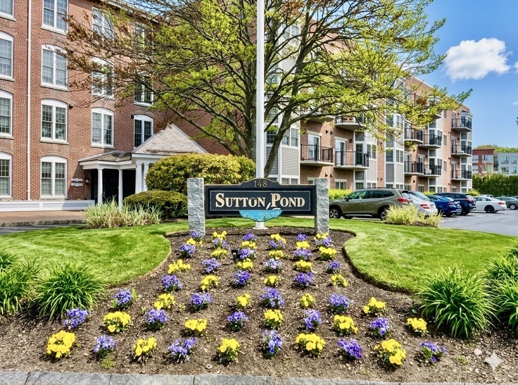 148 Main St, North Andover, Massachusetts, 2 Bedrooms Bedrooms, 7 Rooms Rooms,1.5 BathroomsBathrooms,Residential,For Sale,Main St,73530268